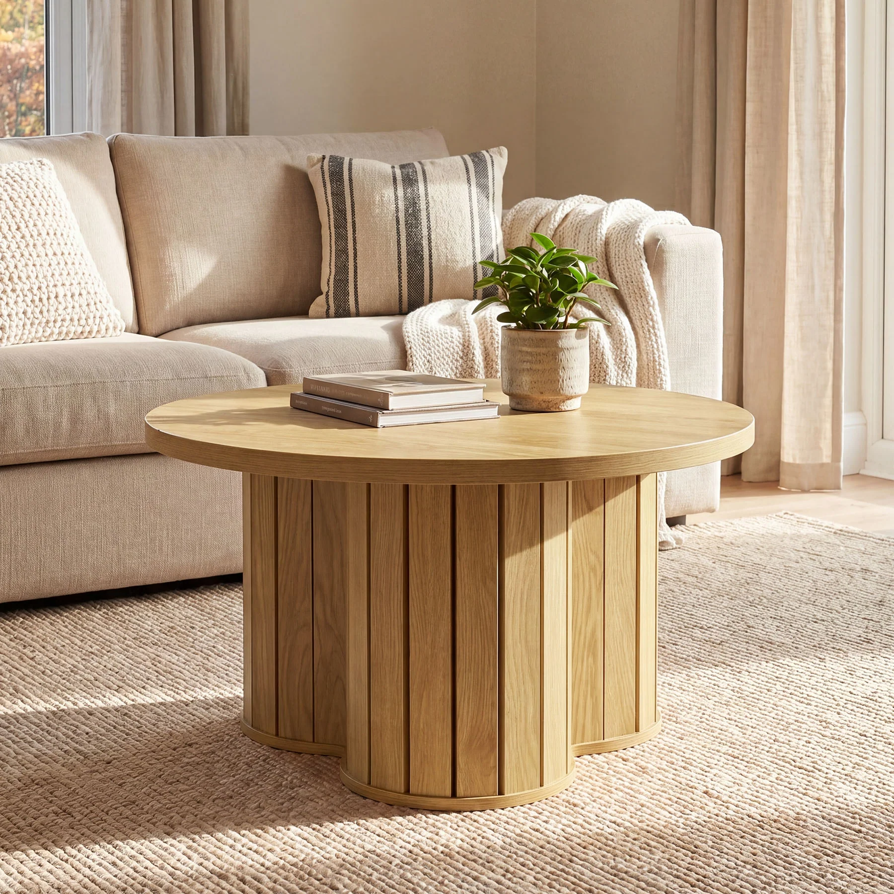 31.5-Inch Round Coffee Table, Wooden Circle Center Table with Fluted Three-Lobed Base for Living Room Apartment